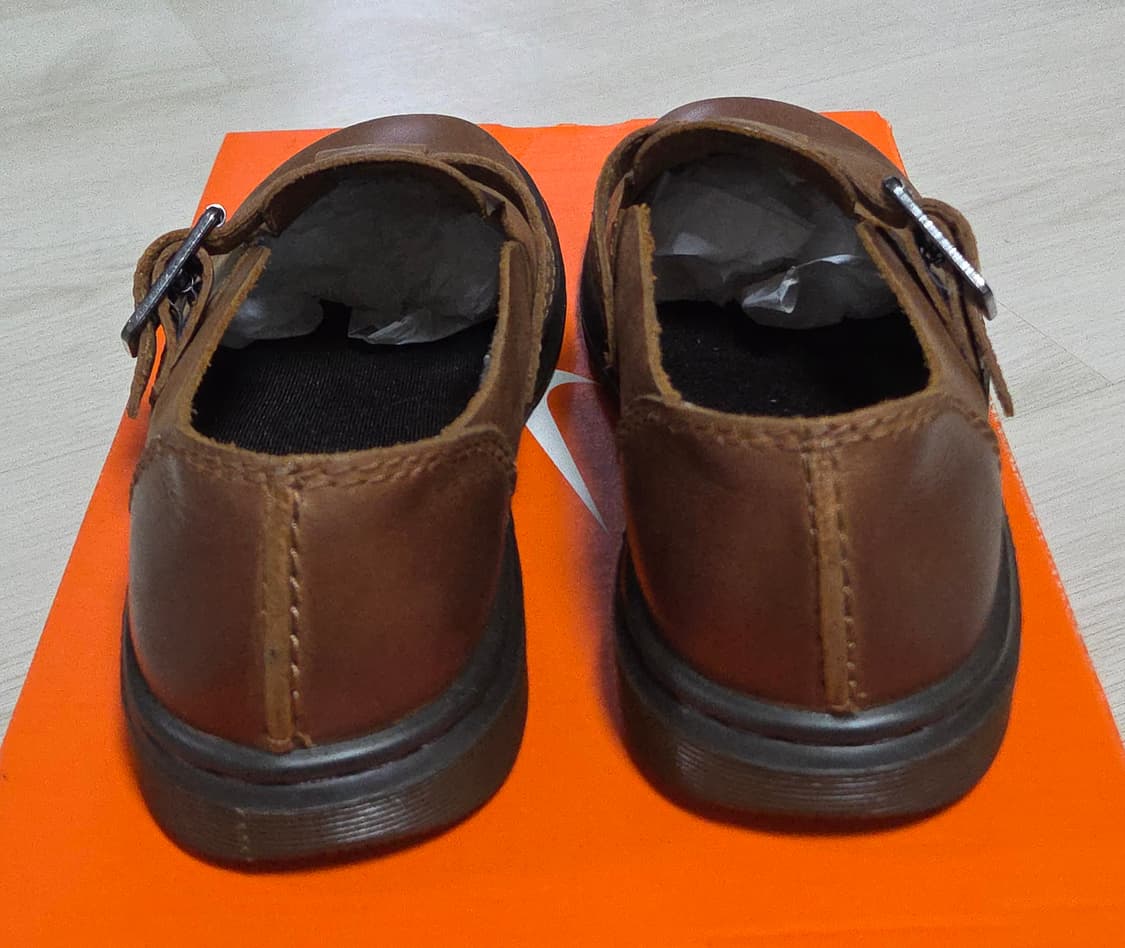 닥터마틴 패트리샤 브라운 상품이미지7