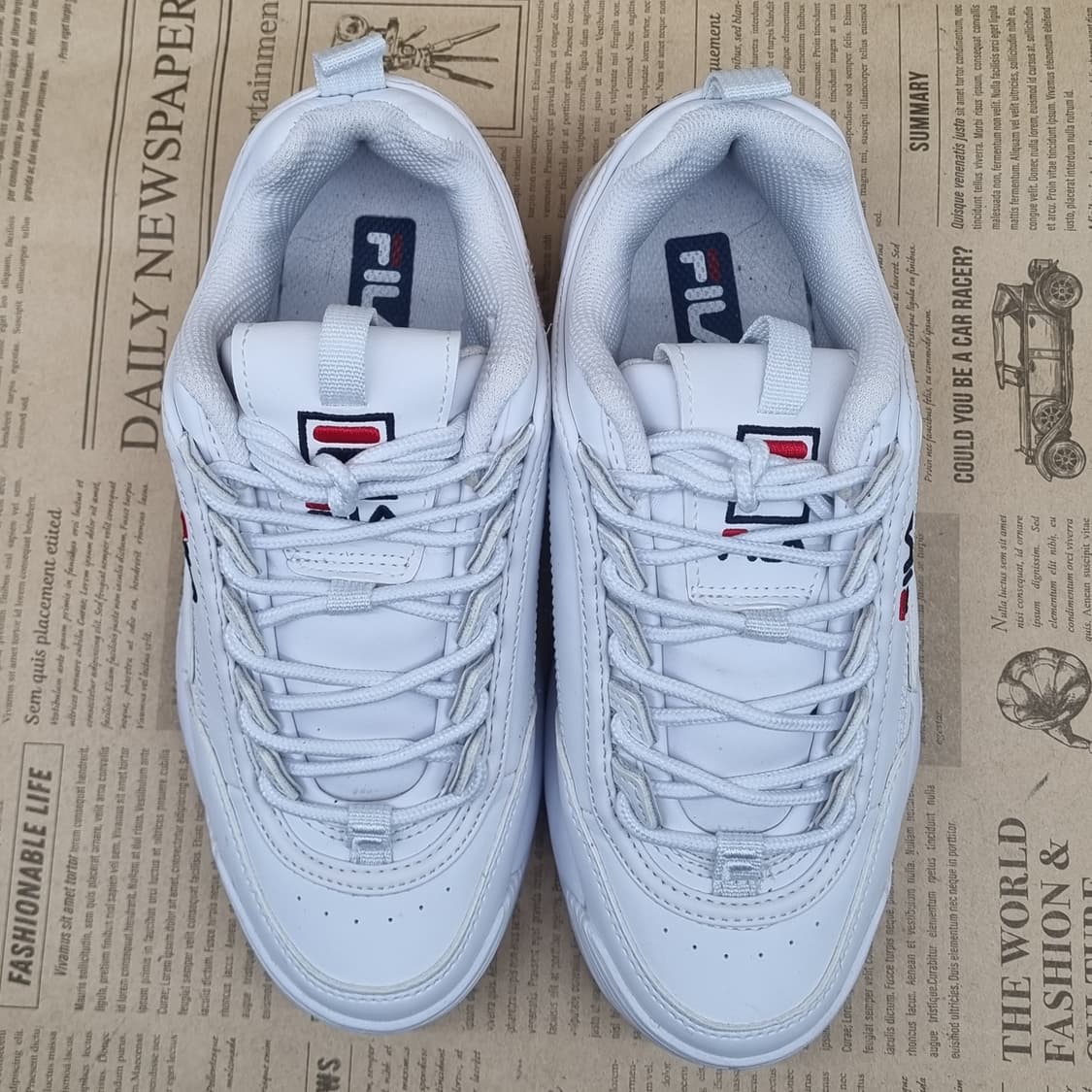 휠라 디스럽터2 여성운동화235 상품이미지2