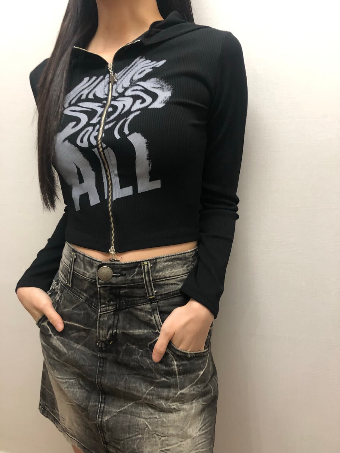 빈티지 블랙 펑크 크롭 집업 상품이미지3