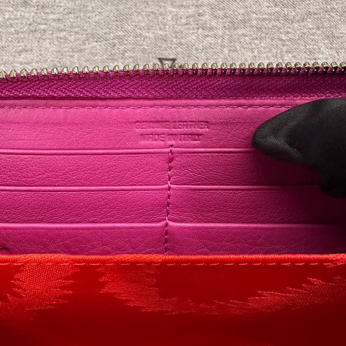 비비안웨스트우드 핑크 가죽 장지갑 상품이미지7