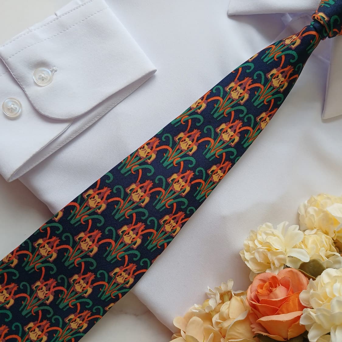 발렌티노 실크 네이비 패턴 넥타이 9.4cm A+등급 G21
 상품이미지5