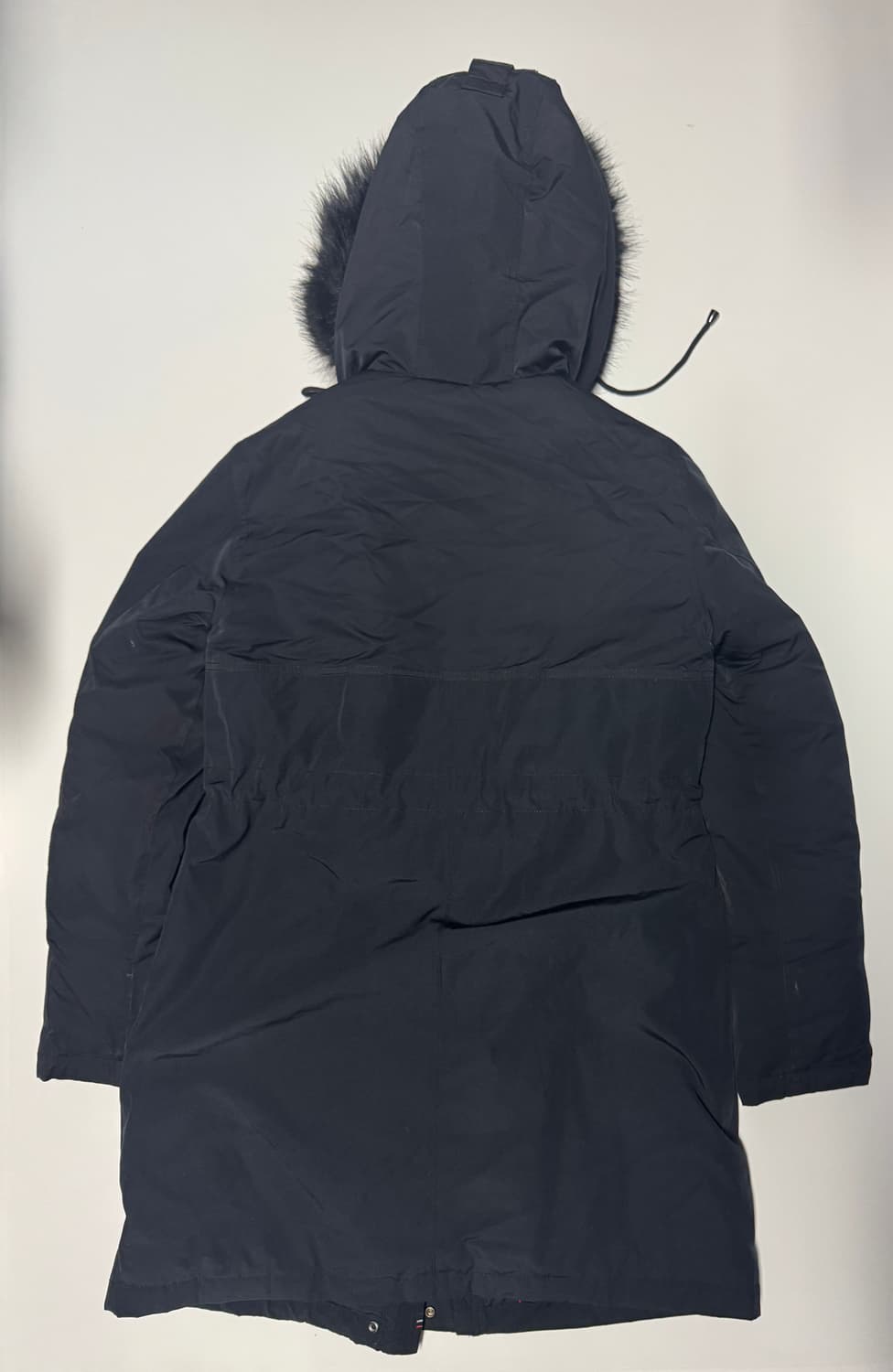 여성 타미힐피거 데님 페이크 퍼 안감 후드 롱패딩 네이비 상품이미지3