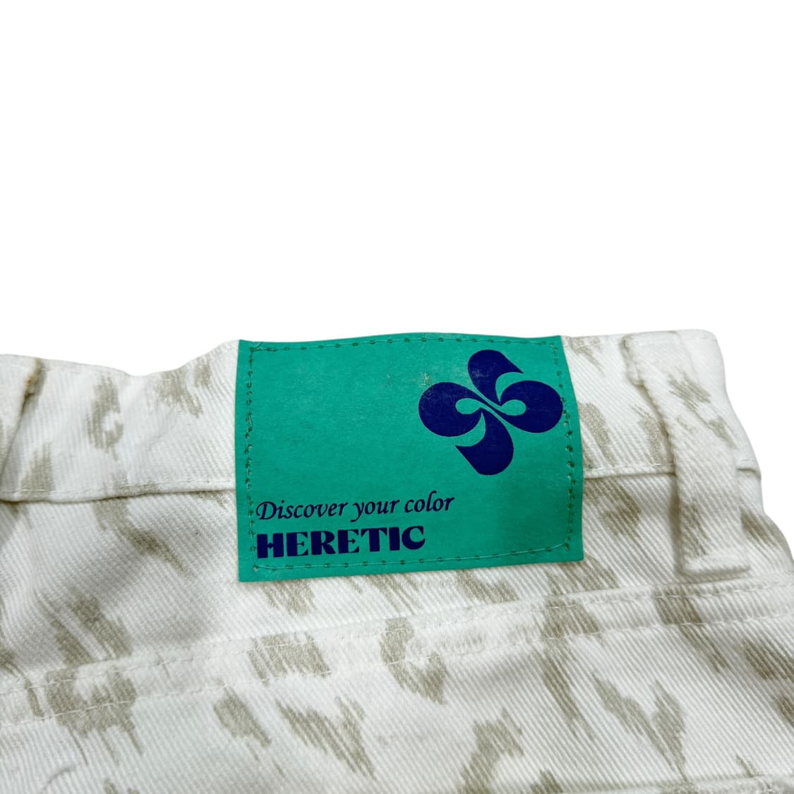 헤리틱 레오파드 호피 부츠컷 데님팬츠 바지 화이트 상품이미지5