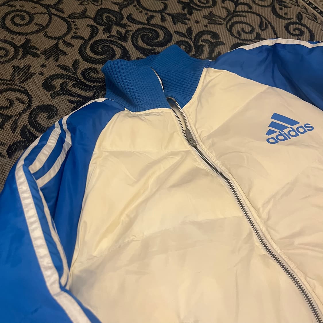 85 아디다스 화이트 트랙 패딩/W2239 상품이미지3
