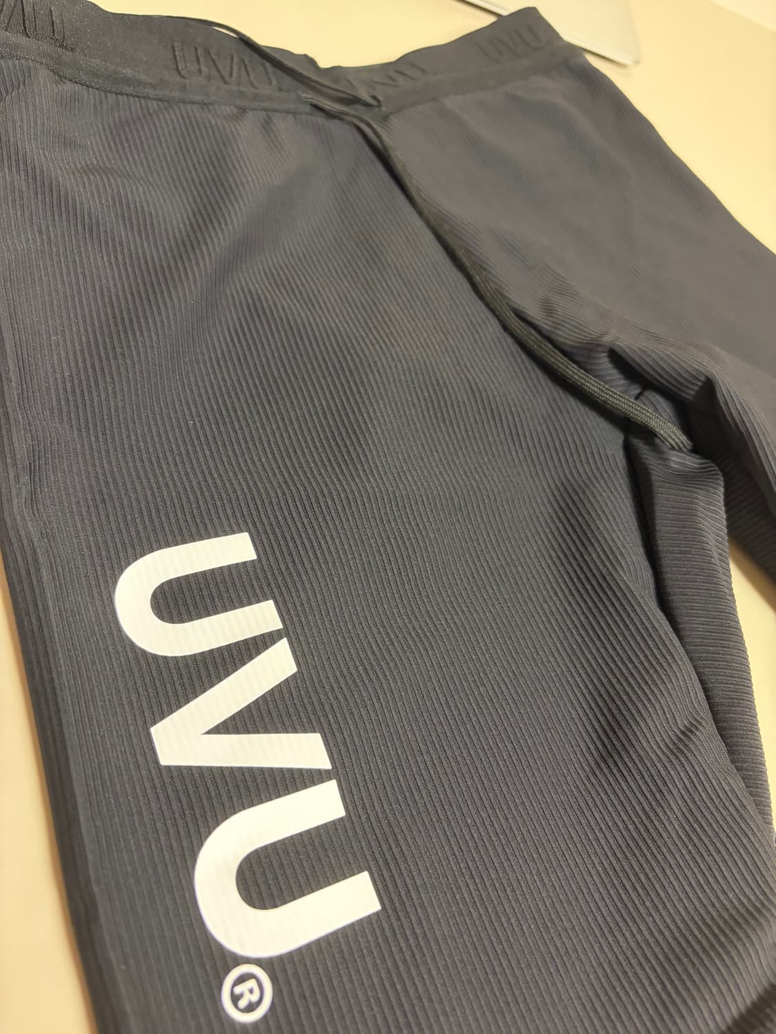 UVU 하프타이즈 L 상품이미지2