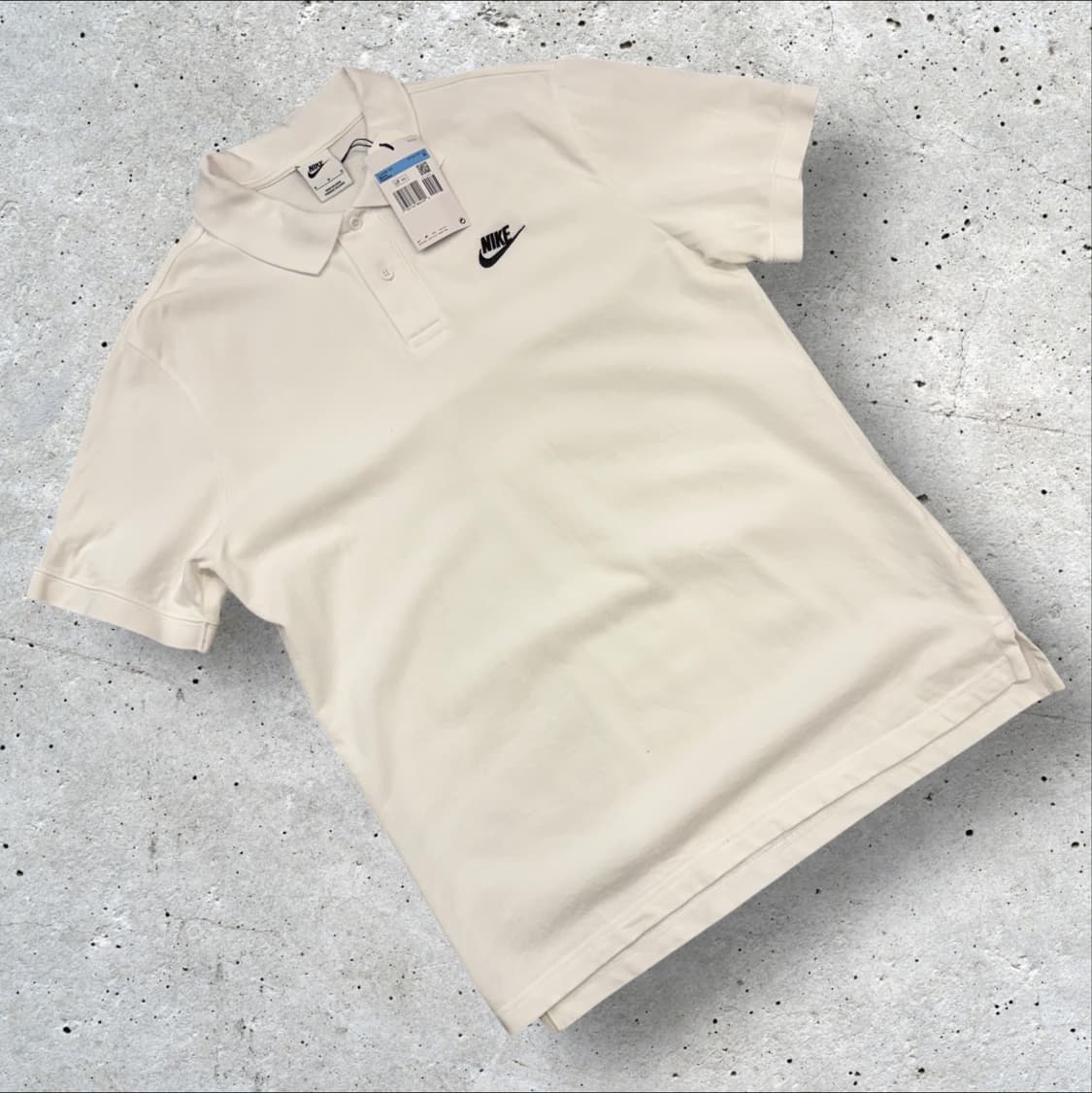 [M] 나이키 NSW 카라티 반팔티 화이트 새상품 C293 상품이미지1