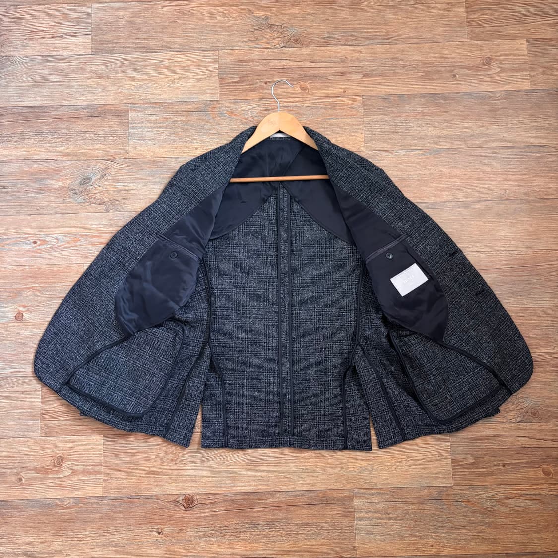 ANDZ 캐주얼 자켓 100 차콜그레이 독특한 질감 가벼운 착용감 상품이미지3