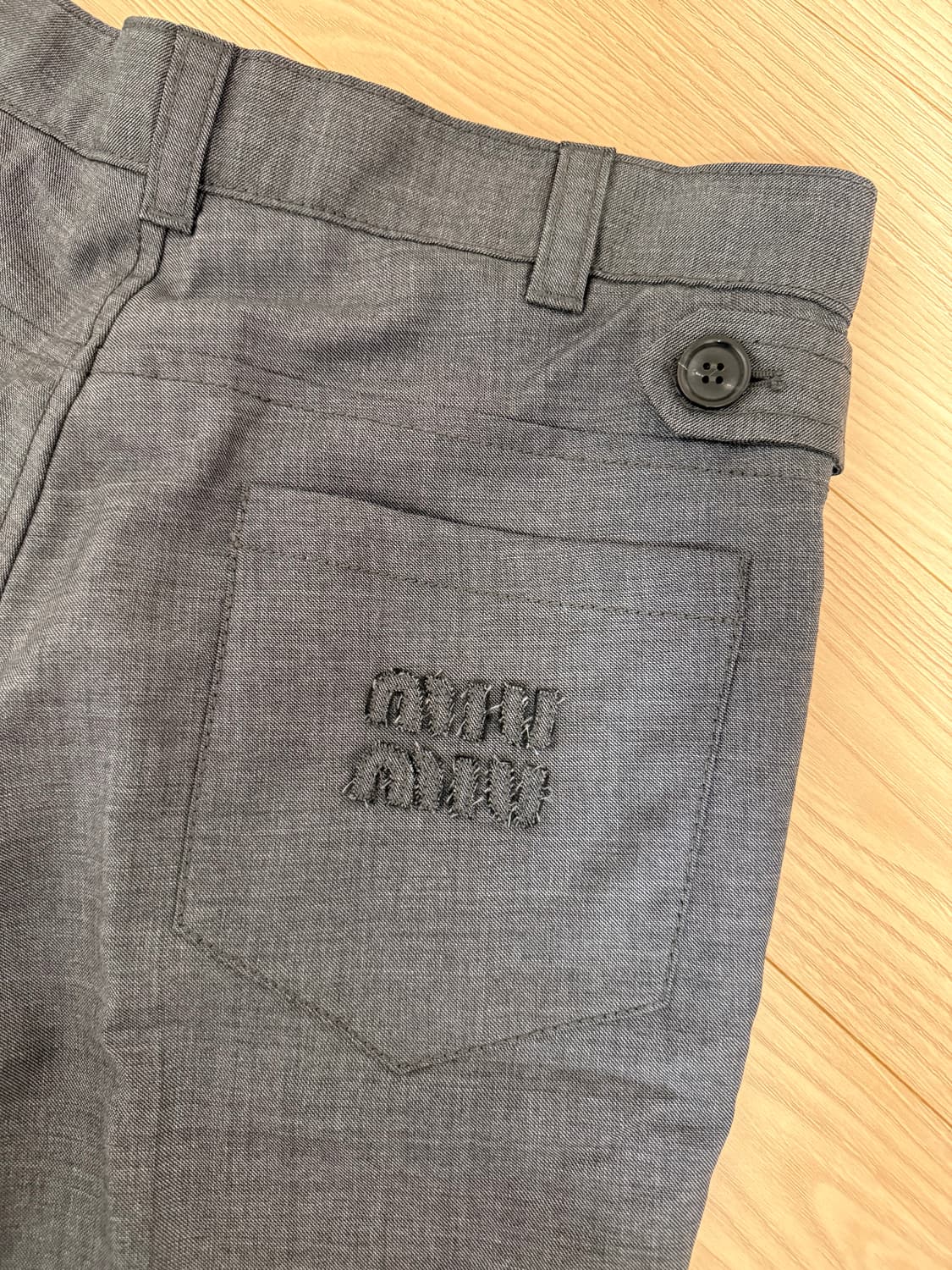 미우미우 반바지 상품이미지8