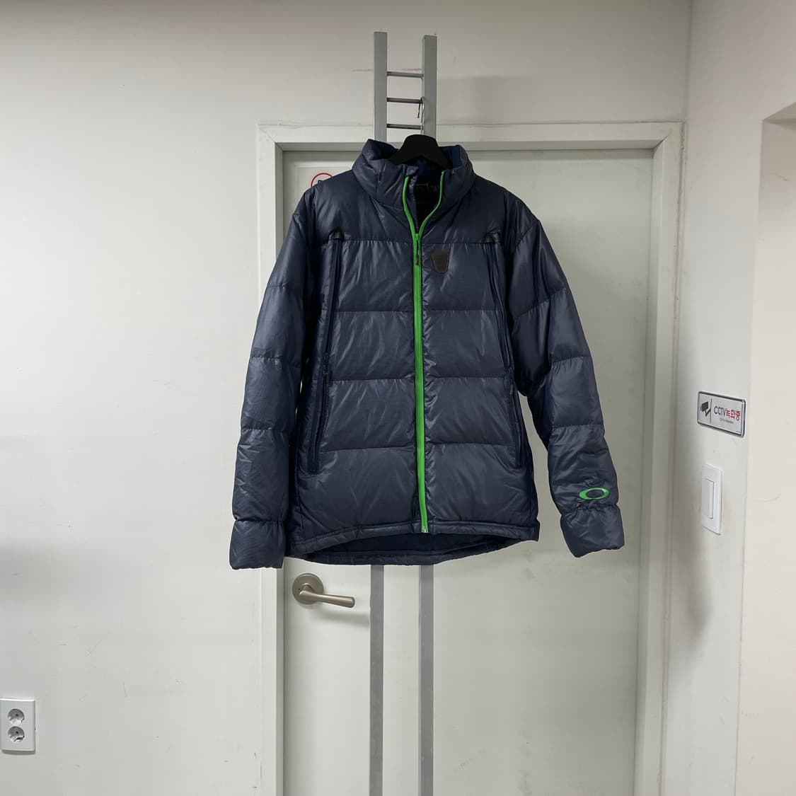 오클리 패딩 XL 상품이미지1