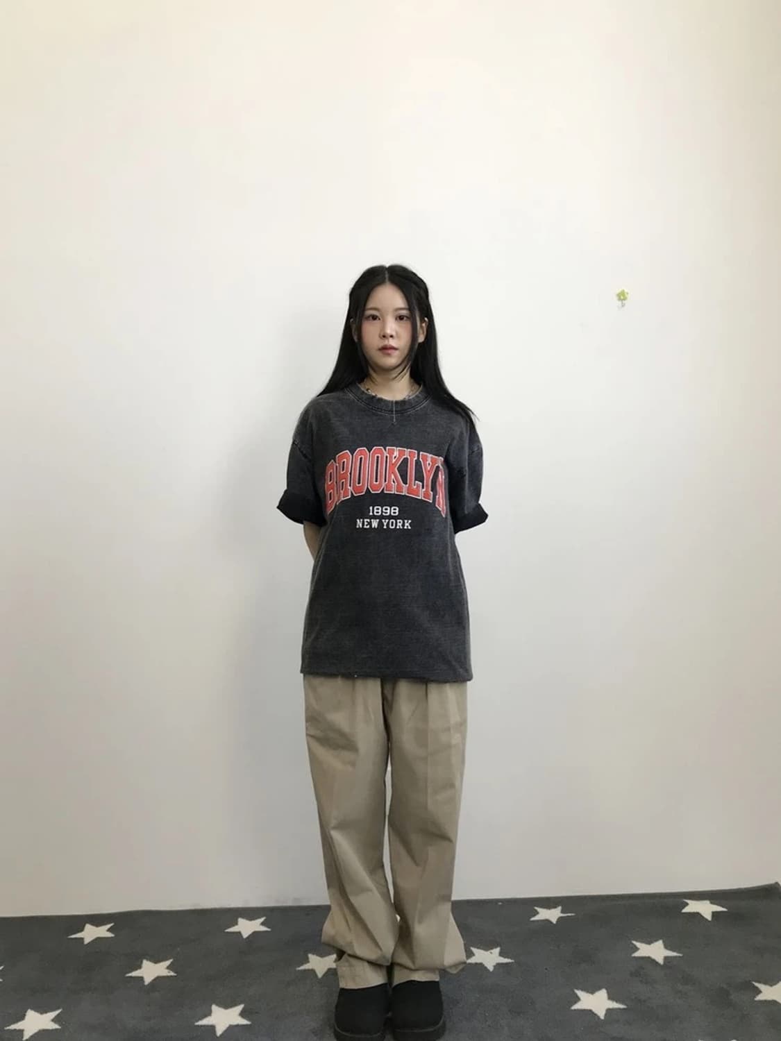 Brooklyn Washed Black Graphic Tee 상품이미지1