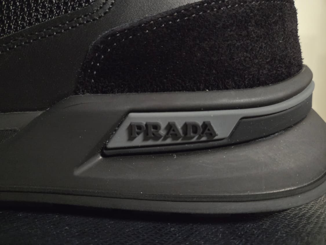 프라다 벨크로 스니커즈 블랙 상품이미지5