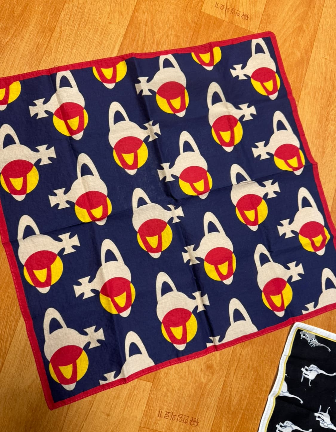 비비안으ㅔ스트우드 일본구매 공룡손수건 데이즈드 헹커치프 상품이미지2