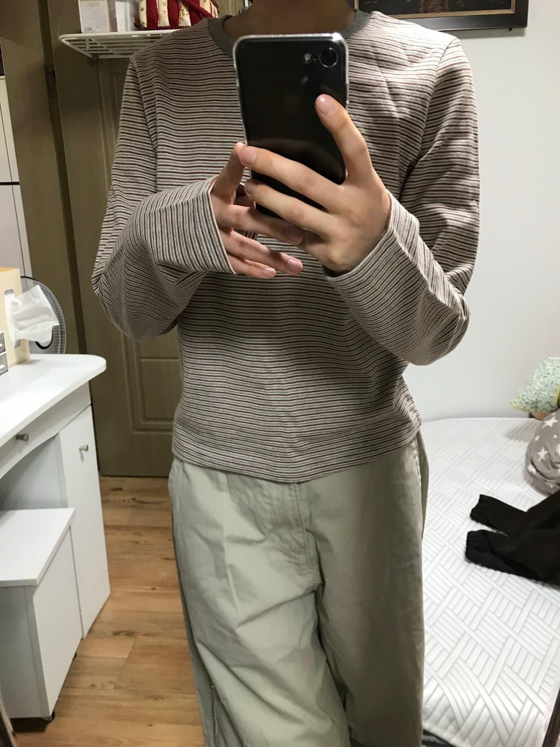 스트라이프 긴팔티 상품이미지1