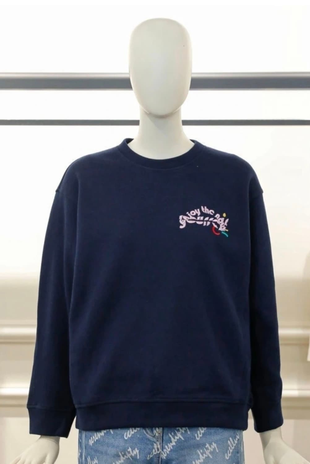 씨씨콜렉트 cc collect 네이비 맨투맨 FREE 상품이미지2