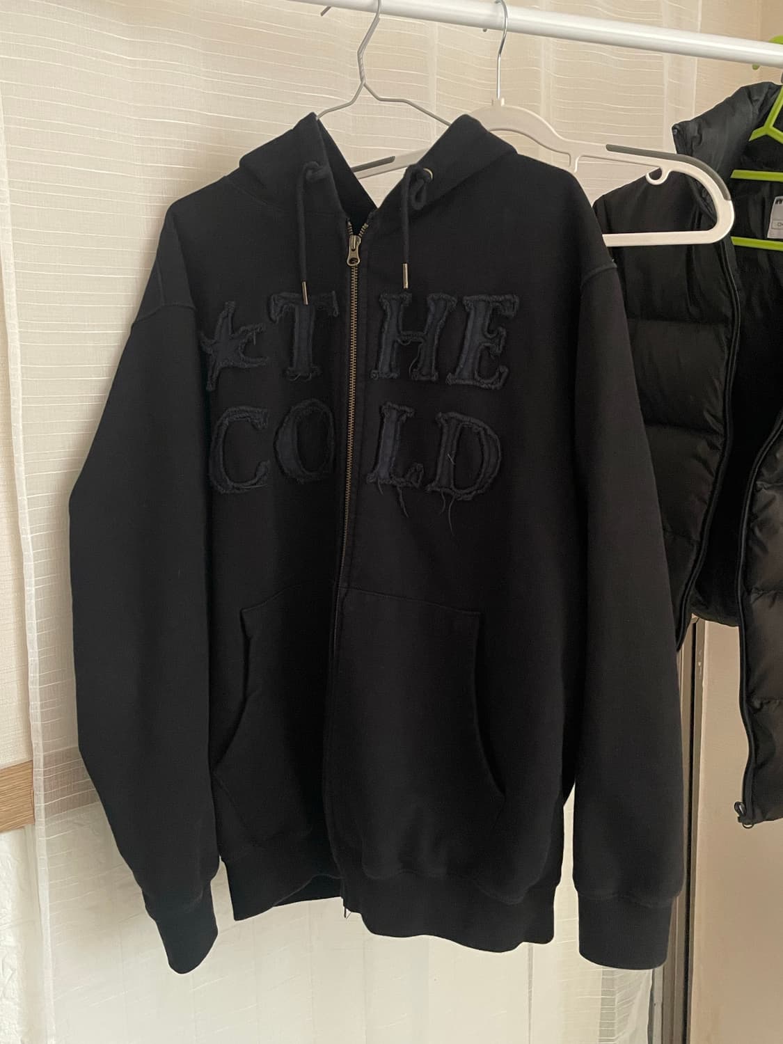 더콜디스트모먼트 23Fw 후드집업 상품이미지3