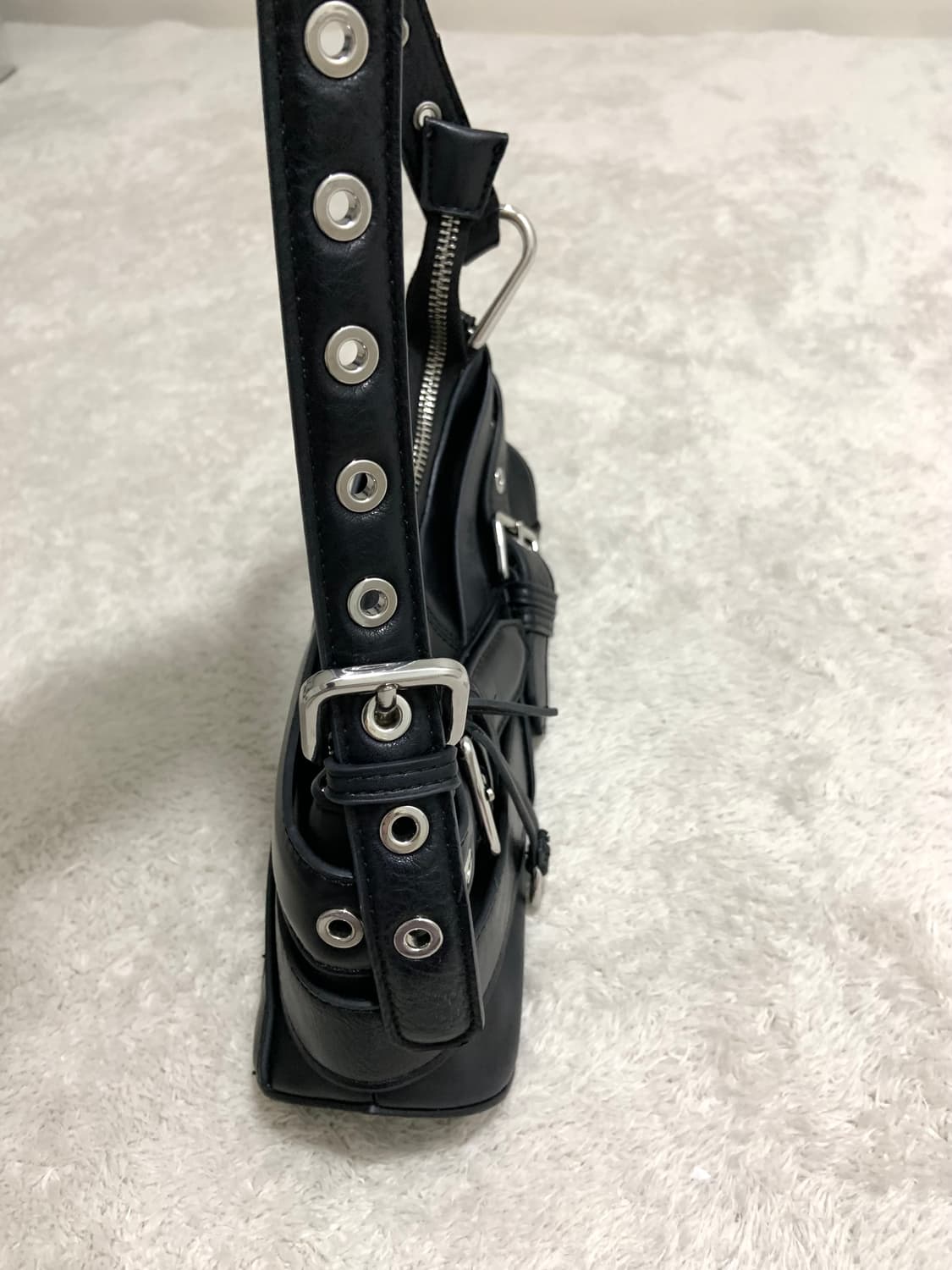 ZARA 블랙 포인트 디테일 가방 상품이미지2