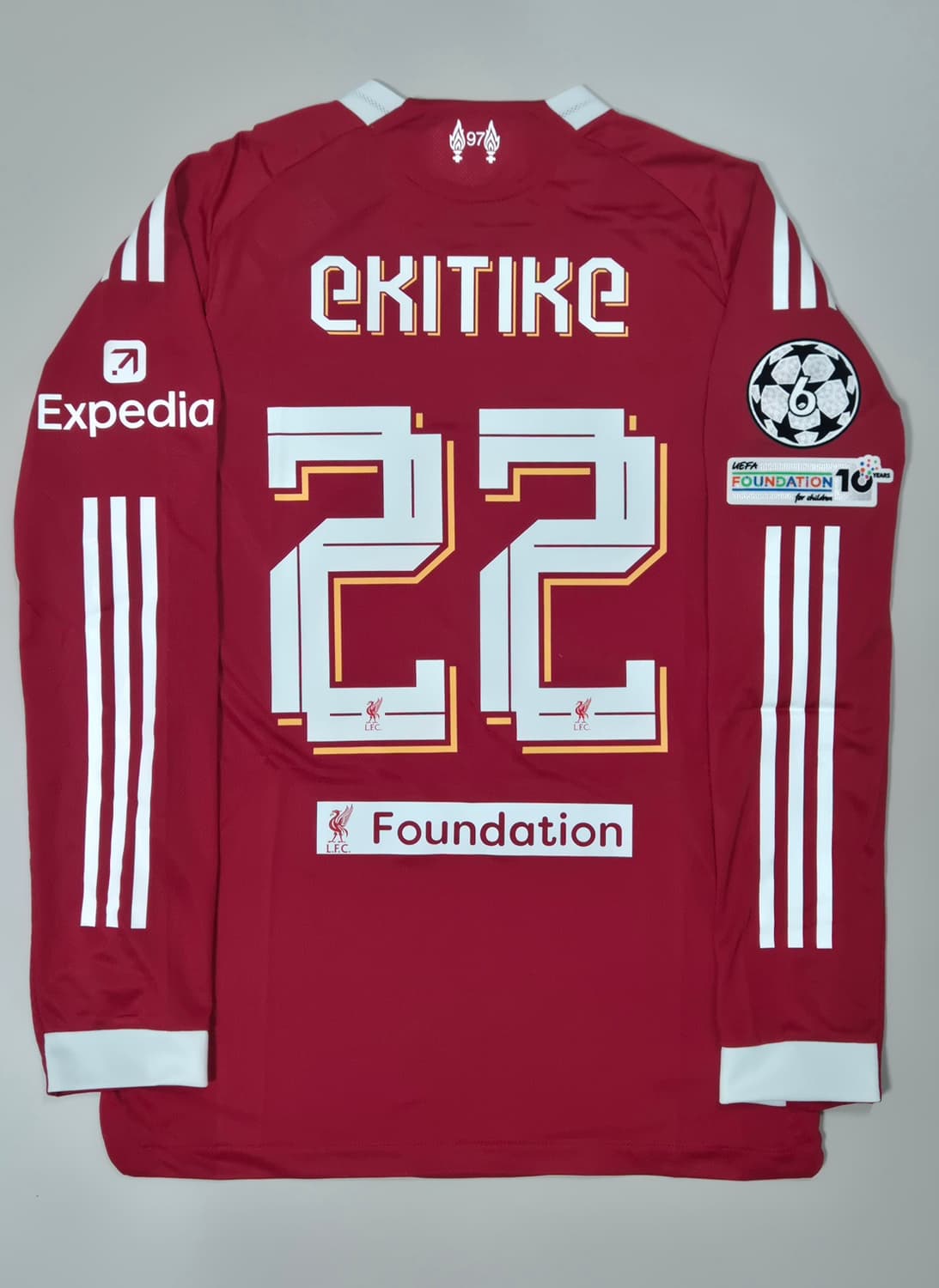 25-26 리버풀 홈 에키티케 챔스패치 긴팔 유니폼 XL사이즈 상품이미지1