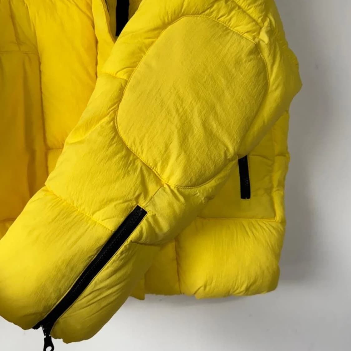 바움 운드 페르드가르텐 22 브룩스 푸퍼 패딩 상품이미지5