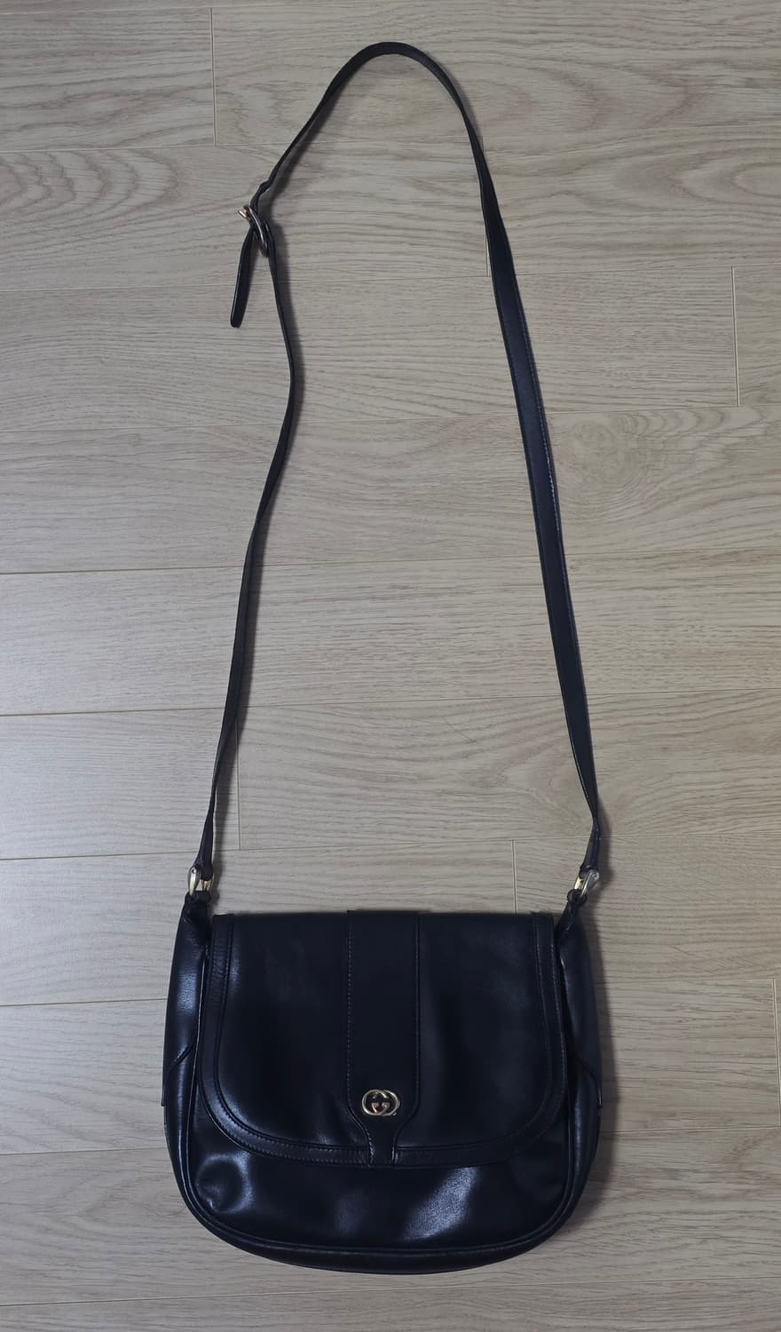 Gucci 구찌 GG 블랙 레더 빈티지 숄더백 상품이미지10