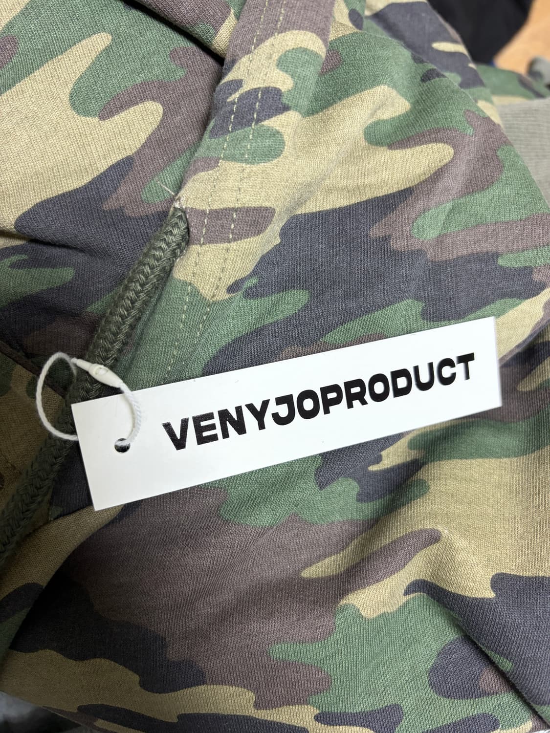 베니조프로덕트 후드티 새상품 상품이미지3