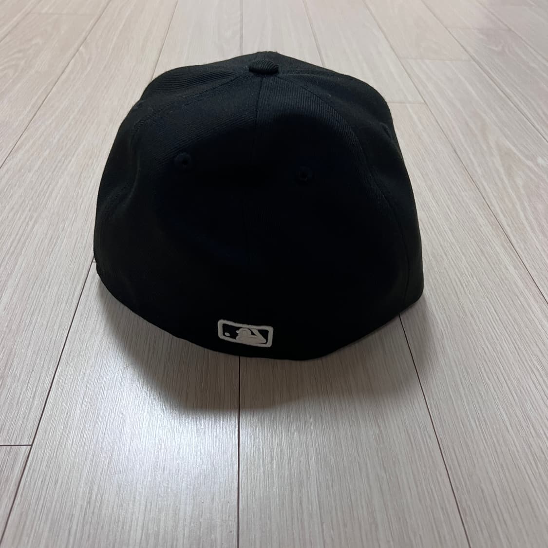 뉴에라 MLB 뉴욕 양키스 베이직 59피프티 피티드 캡 블랙 화이트 상품이미지4