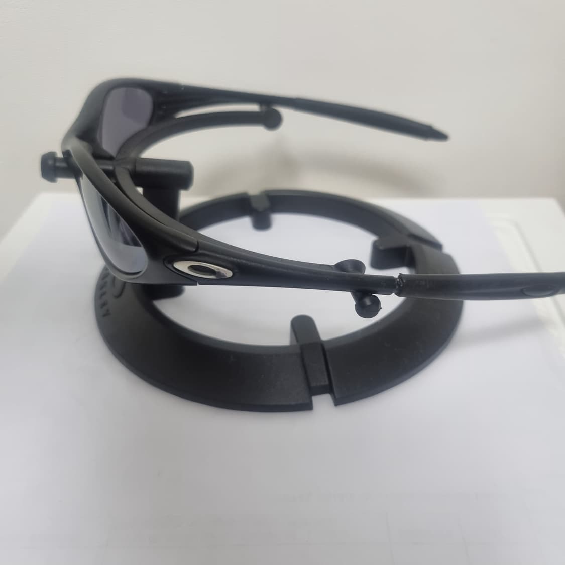 오클리 미뉴트 1.0 매트블랙 상품이미지4