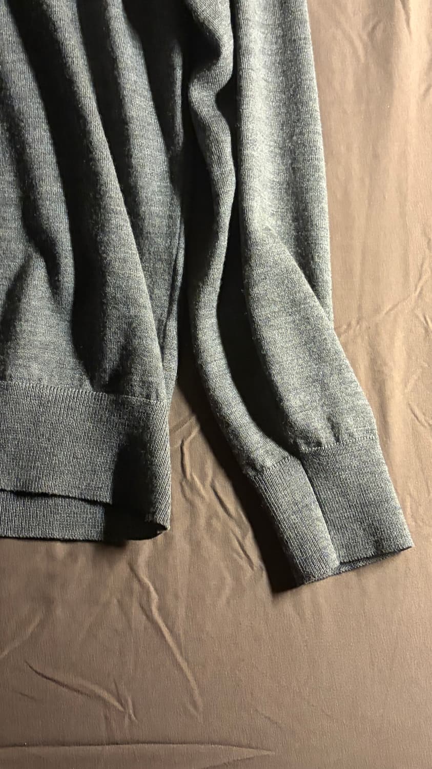 M) 유니클로 메리노 크루넥 스웨터 (그레이) 상품이미지4