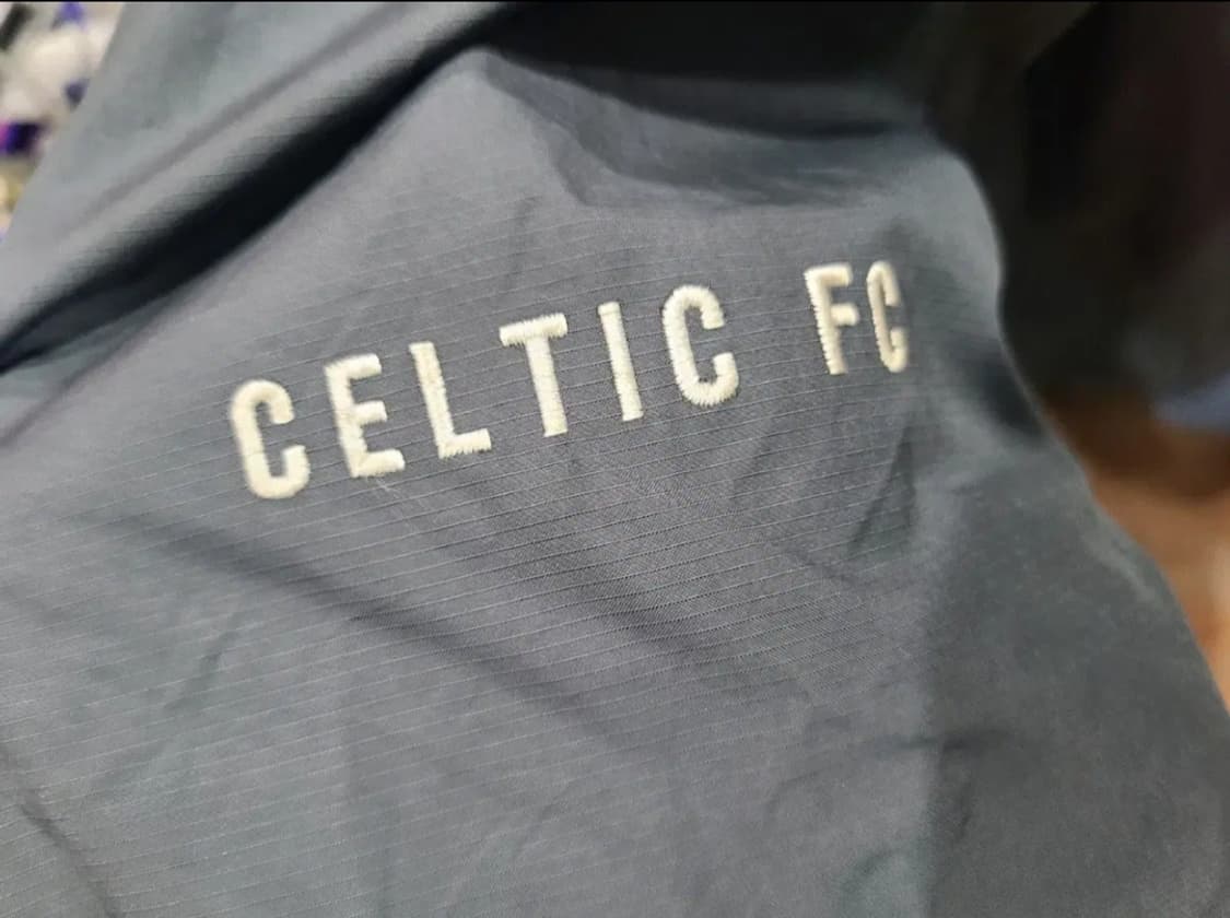 나이키 00s 셀틱FC 바람막이 상품이미지7