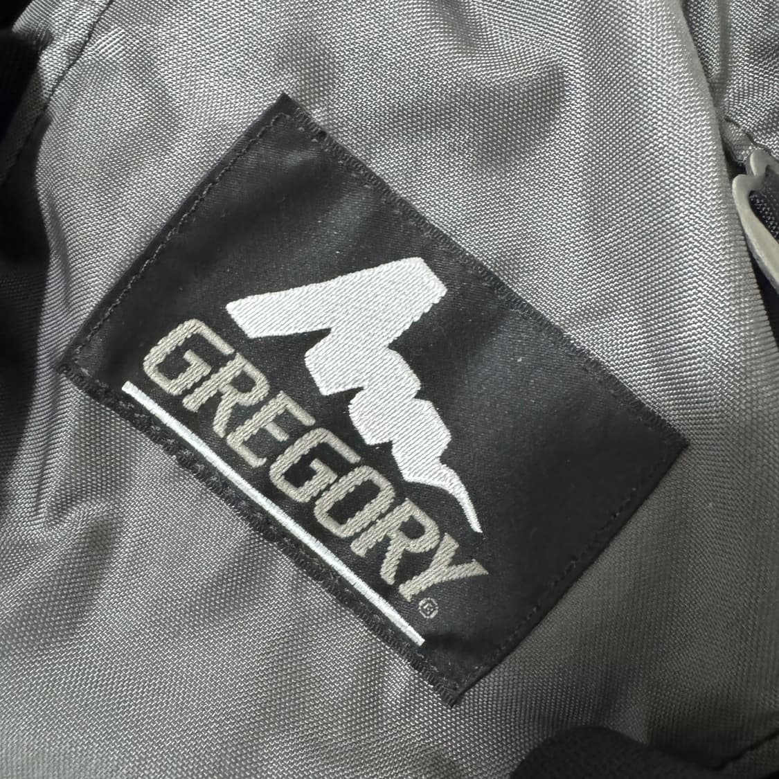 그레고리 구로고 데이앤하프 그레이 백팩 상품이미지5