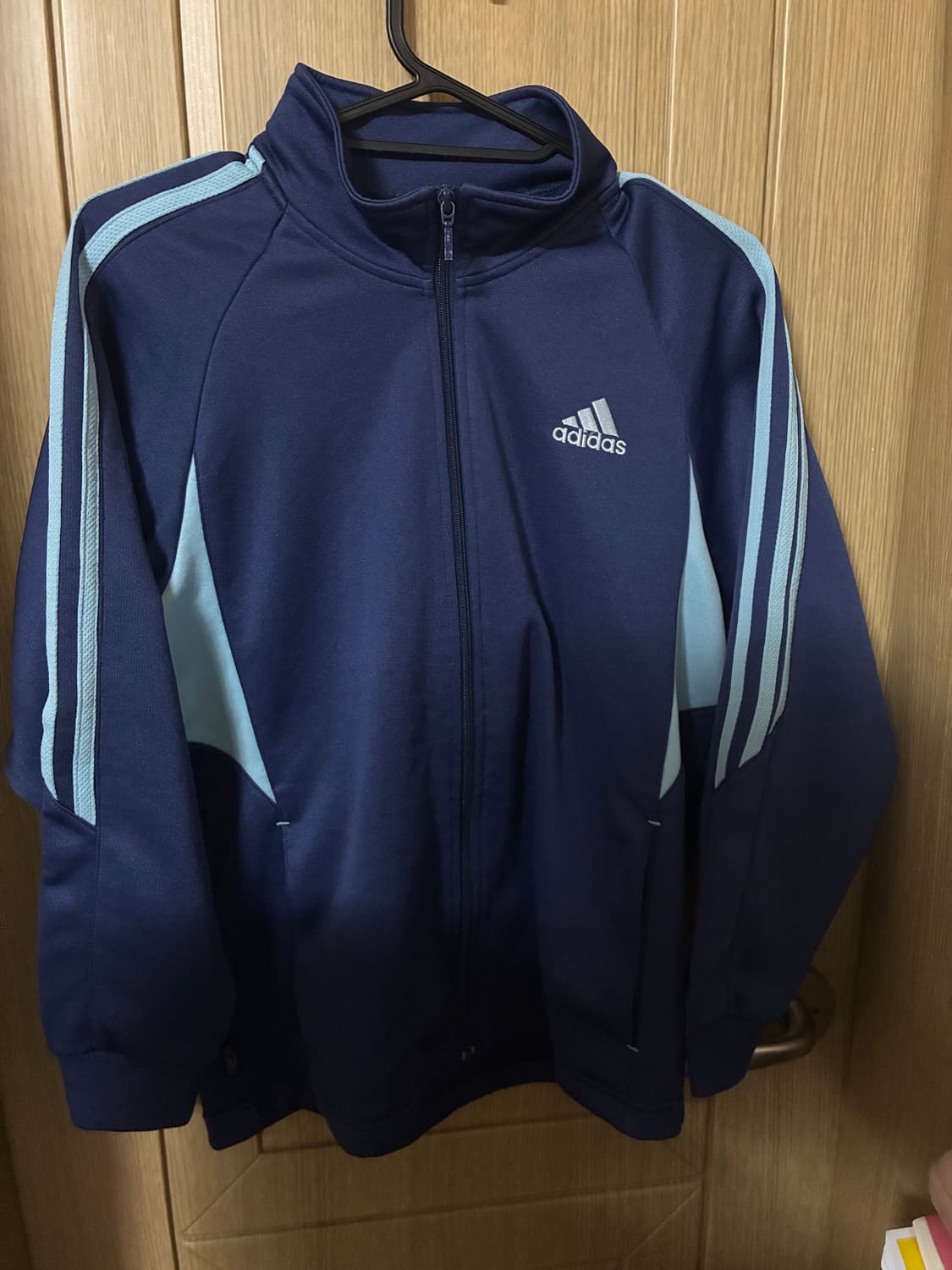 아디다스 네이비 트랙탑 상품이미지1