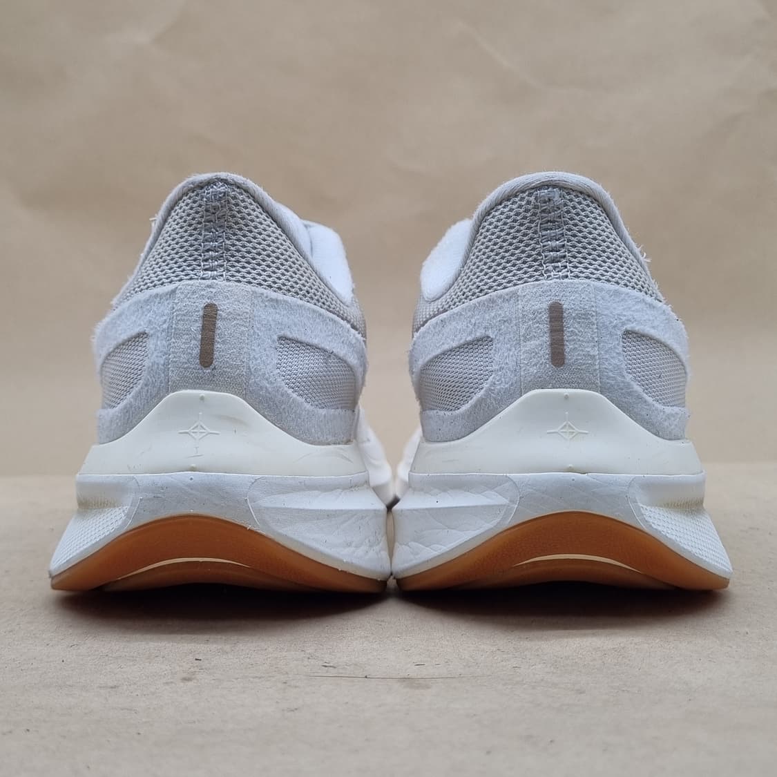 나이키 에어 줌 스트럭처25 여성런닝화245 상품이미지4