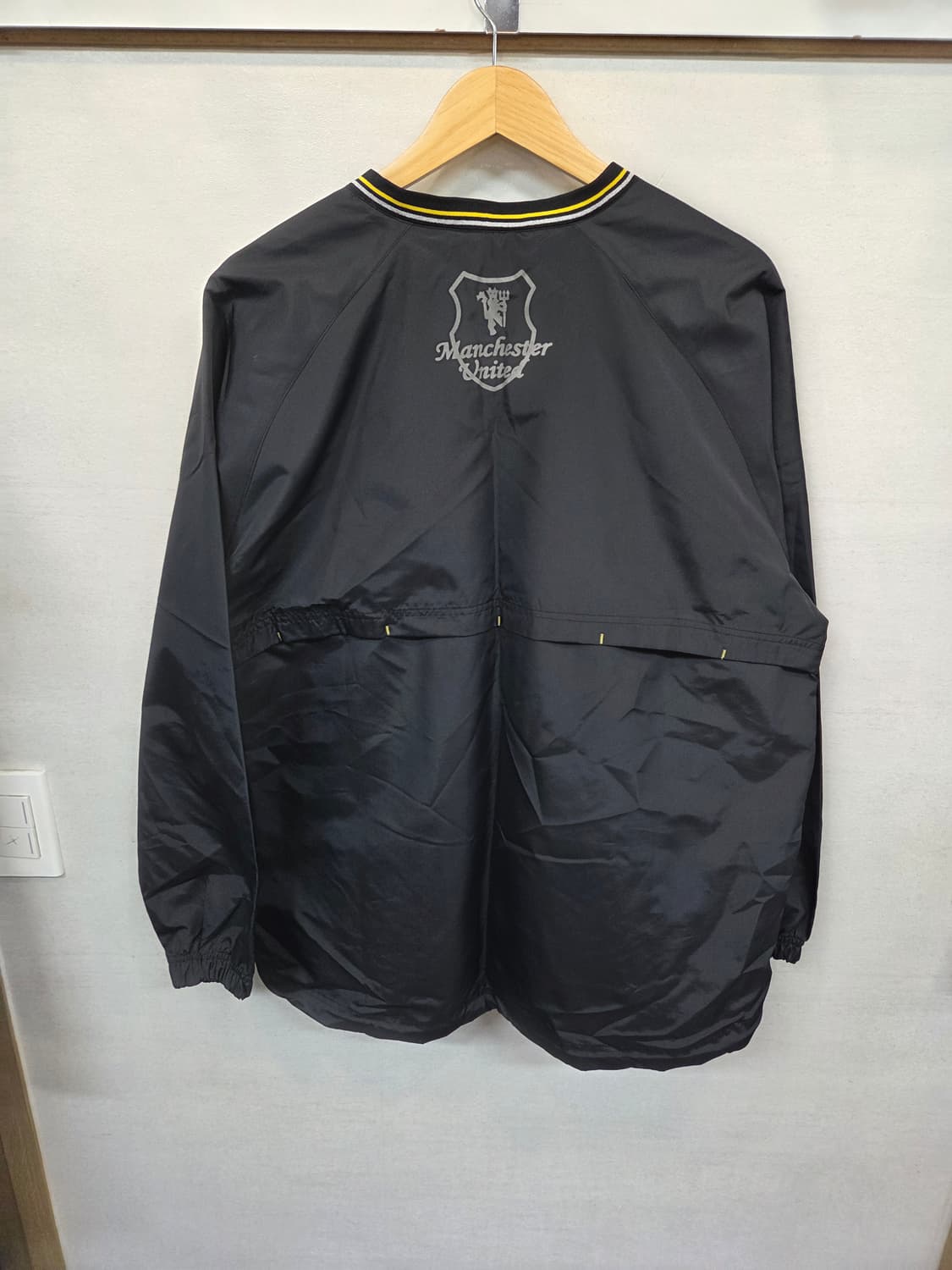 맨체스터 유나이티드 오피셜 웜업 자켓 L xl 상품이미지2