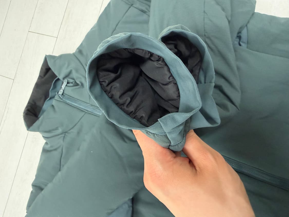 아크테릭스 아톰 AR   M 사이즈  기름 얼룩조차 없습니다  상태 9. 상품이미지2