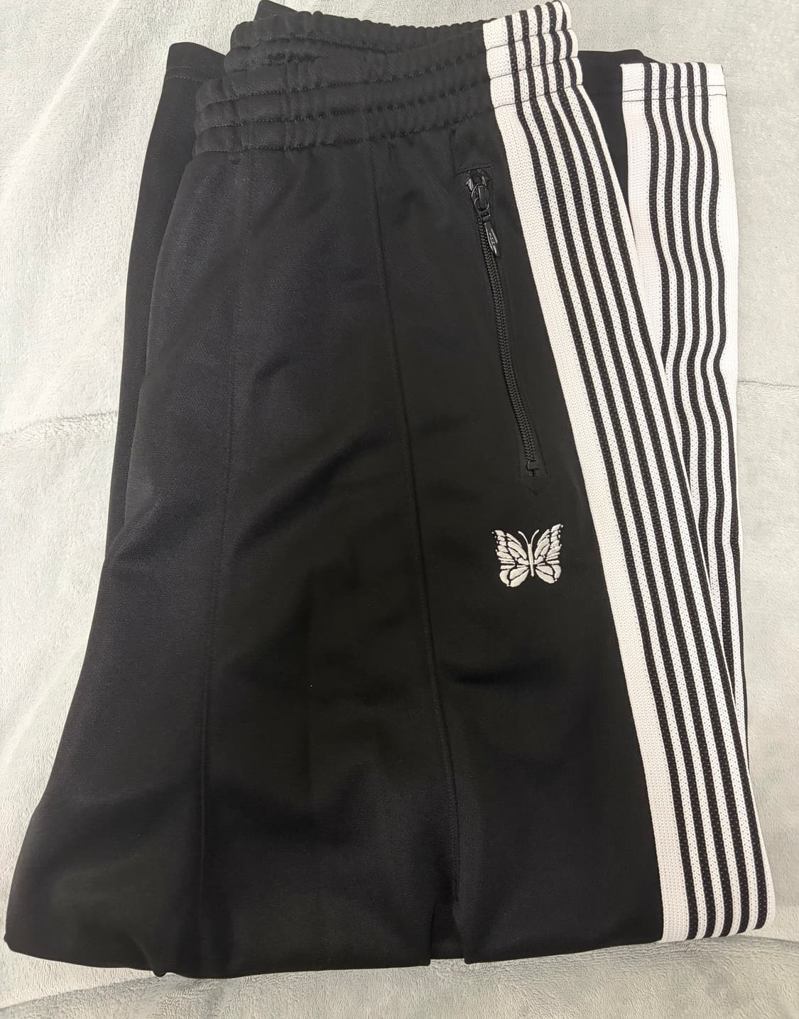 니들스 HD 트랙팬츠 블랙 상품이미지1