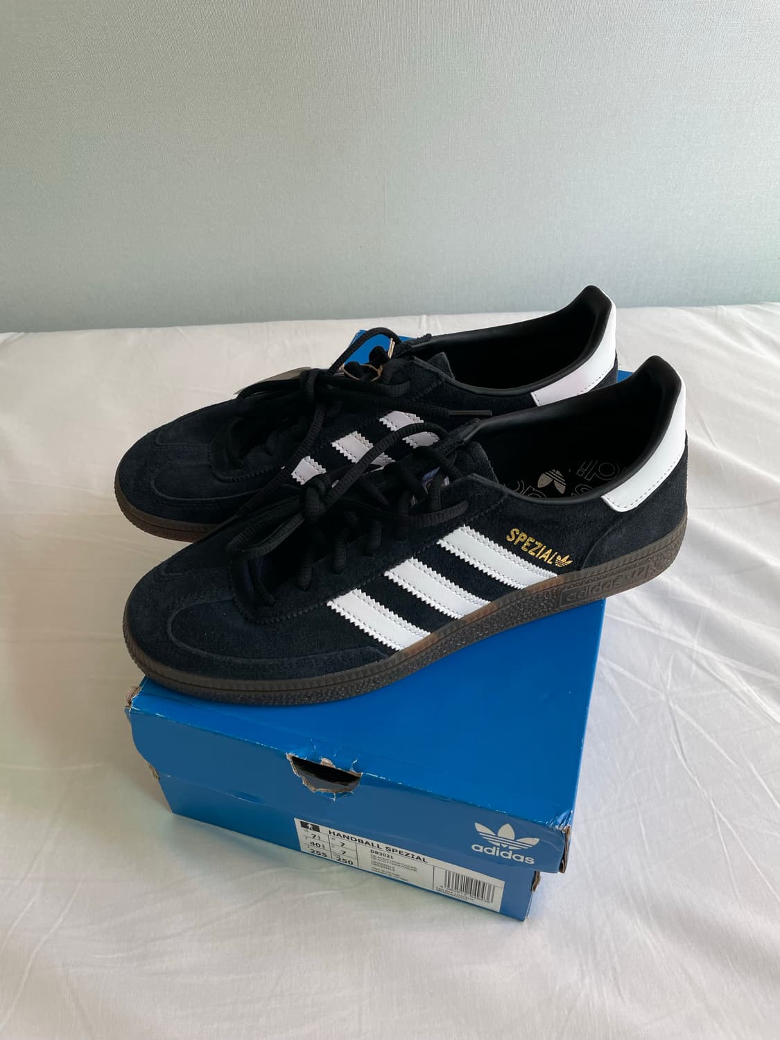 아디다스 스페지알 핸드볼 코어 블랙 255 상품이미지1
