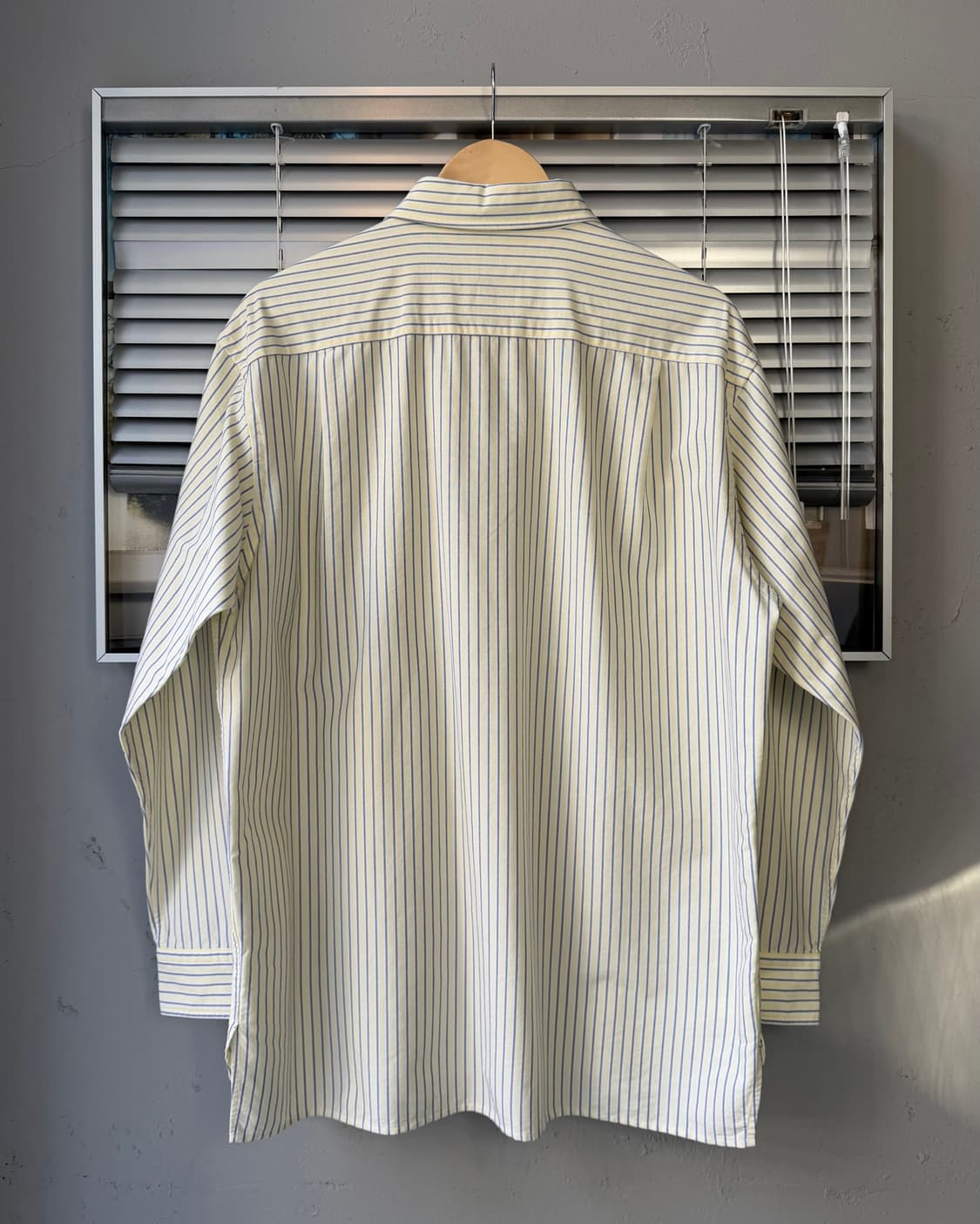 UNIQLO x JW ANDERSON stripe shirt 상품이미지5