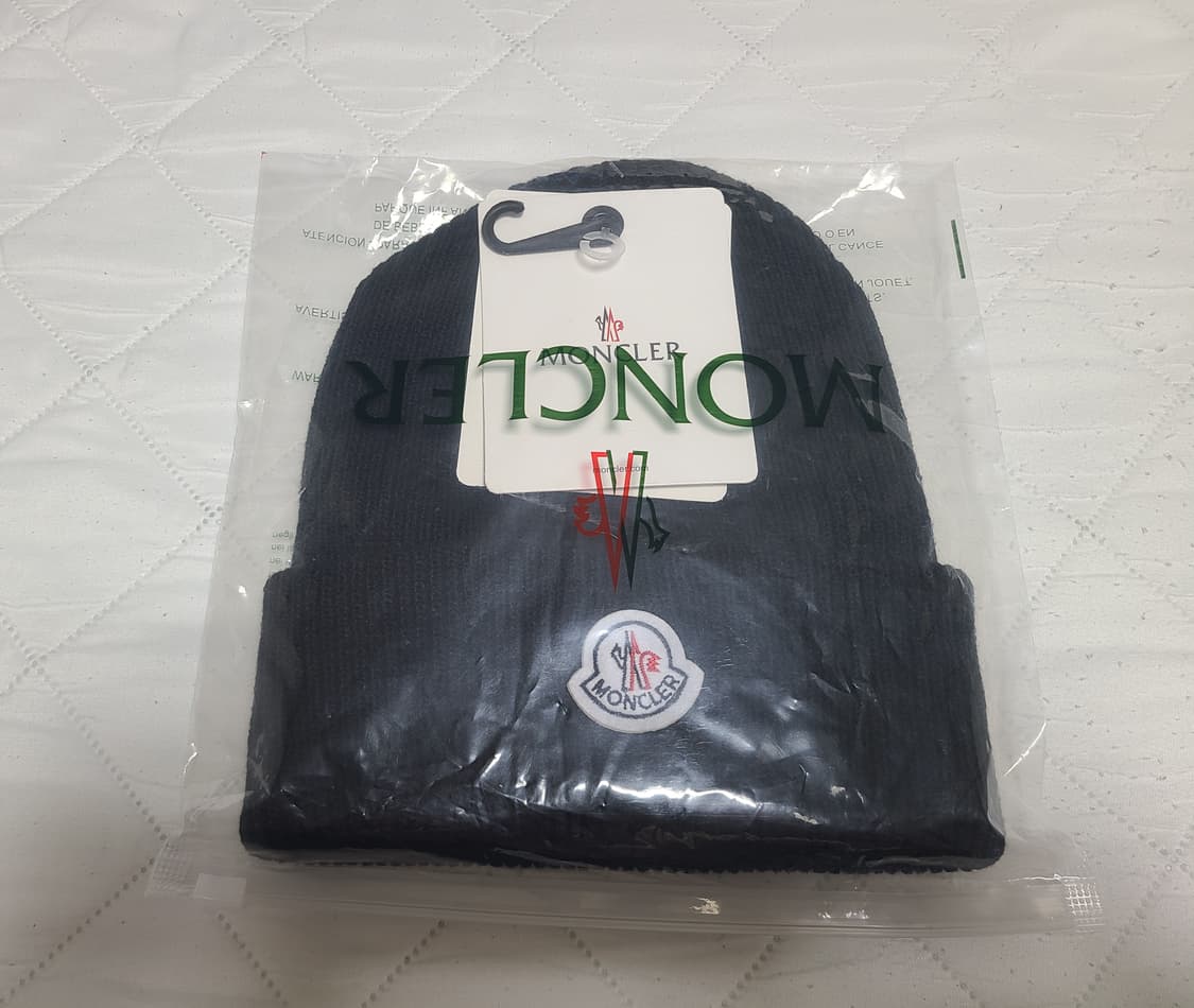 몽클레르  비니 남녀공용 (새상품) 상품이미지5