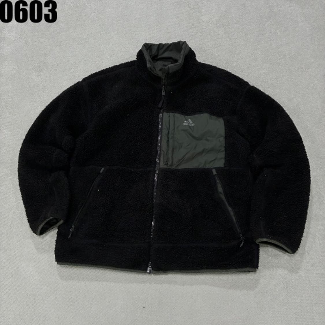 아디다스 블랙 플리스  상품이미지2