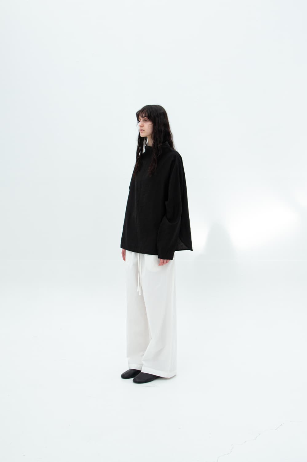 오브헤덴 OPHEDEN 스탠드 카라 블라우스 Black 상품이미지9