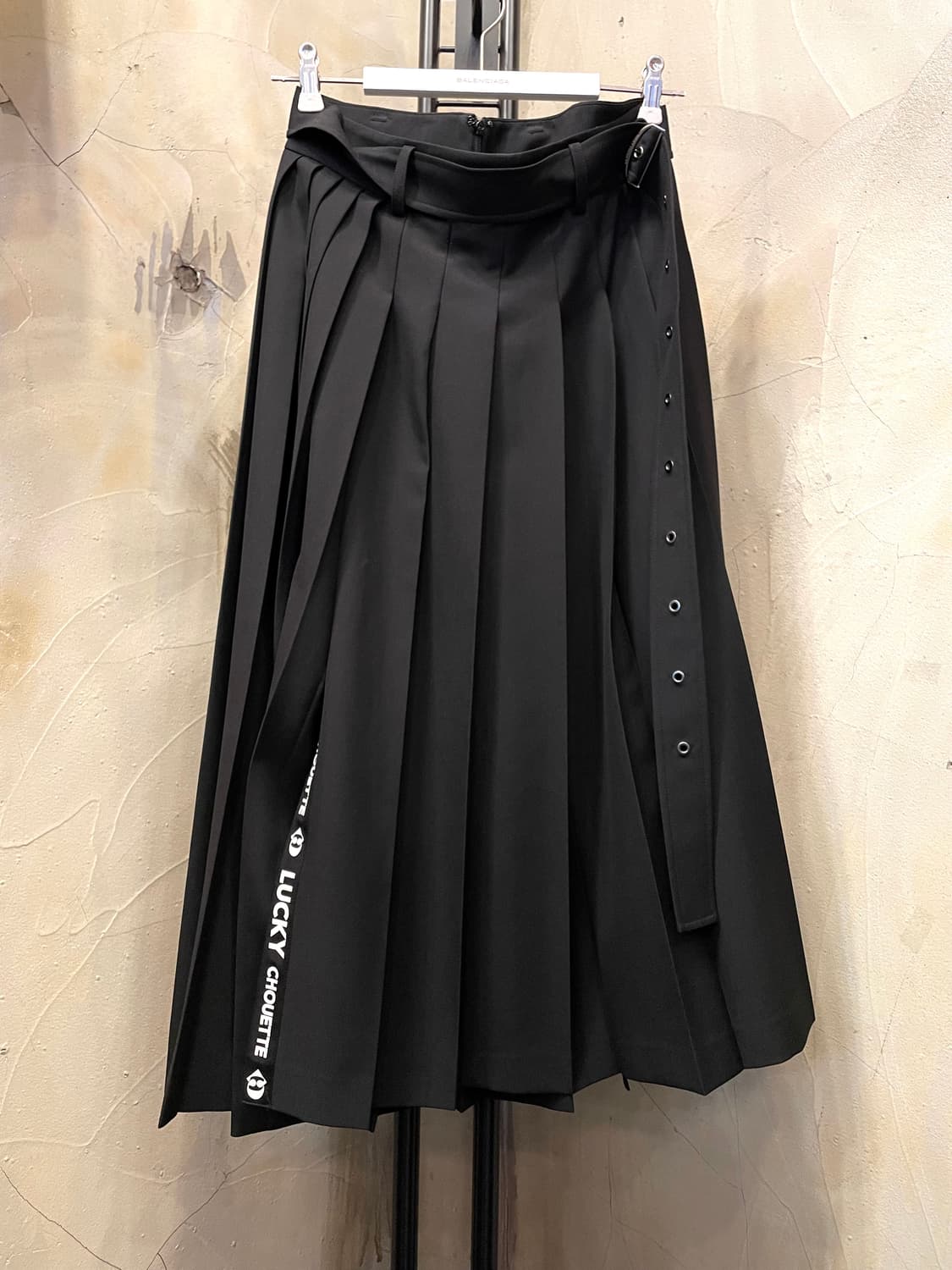 럭키슈에뜨 벨티드 플리츠 롱스커트 55~66 상품이미지1