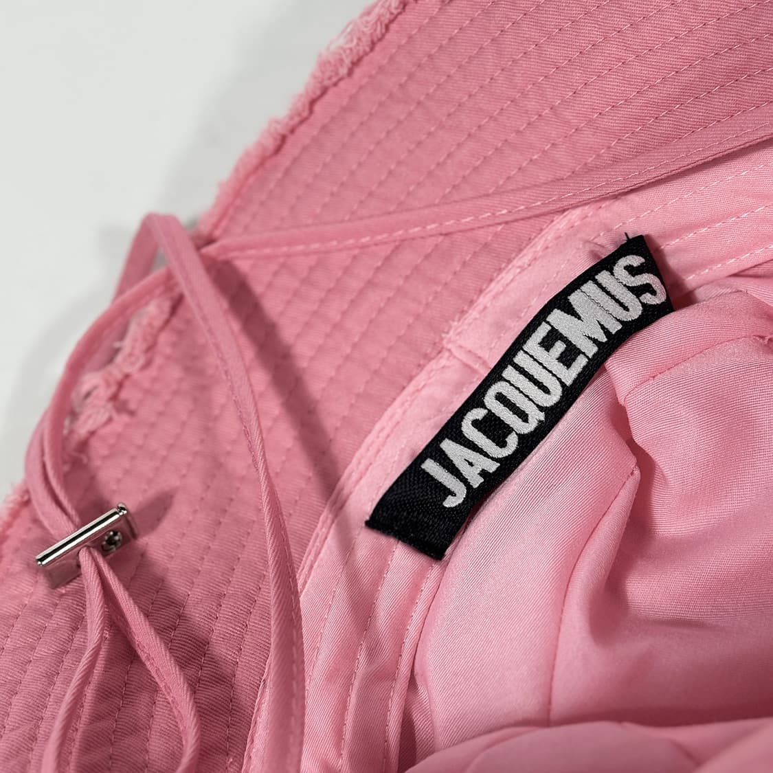 자크뮈스 로고 버킷 햇 상품이미지4