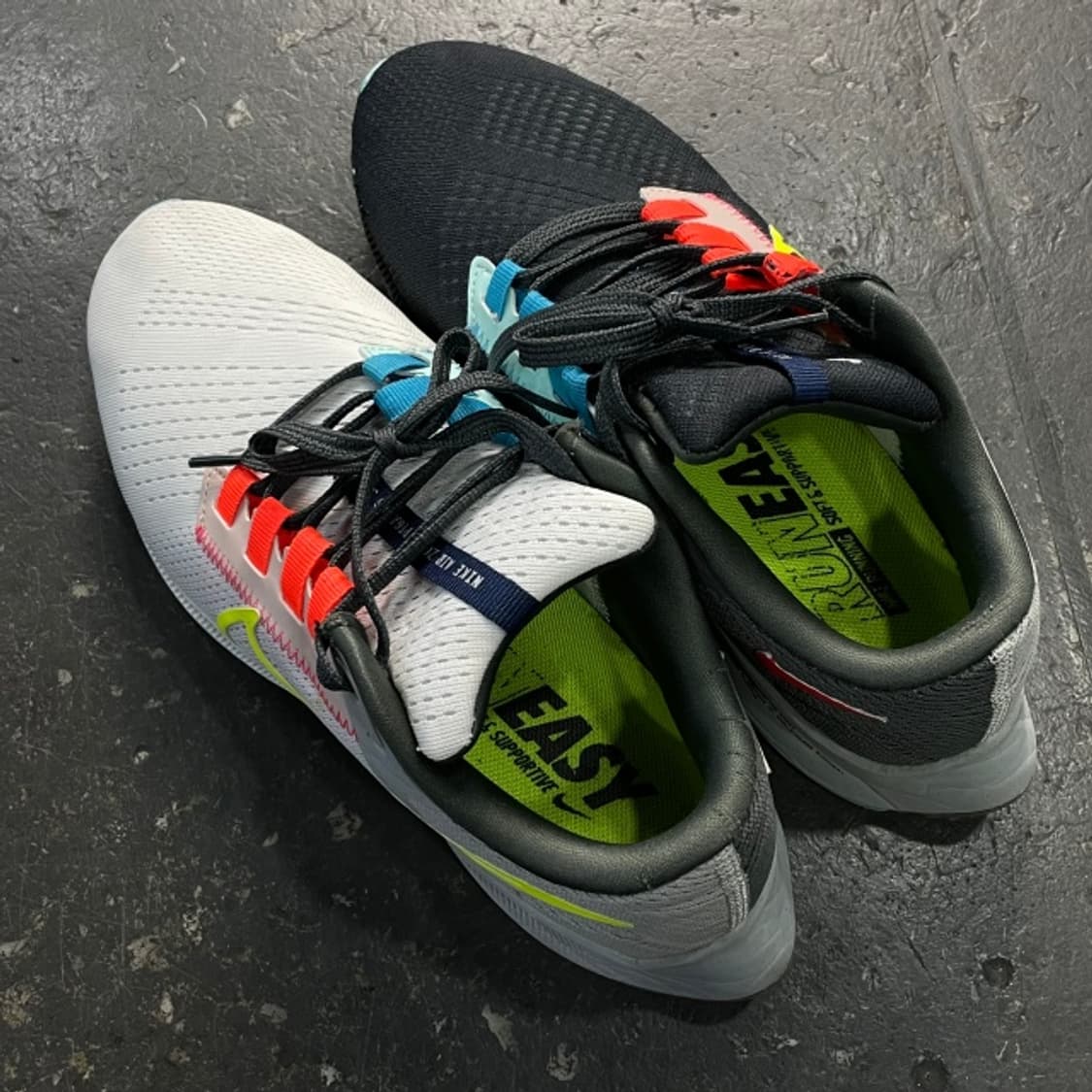 255 나이키 에어 줌 페가수스 38 리미티드 에디션 런닝화 상품이미지3