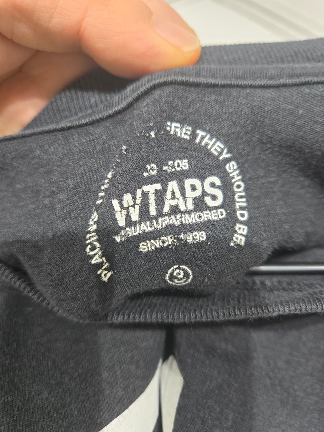 더블탭스 WTAPS 블랙 로고 반팔 티셔츠 상품이미지5