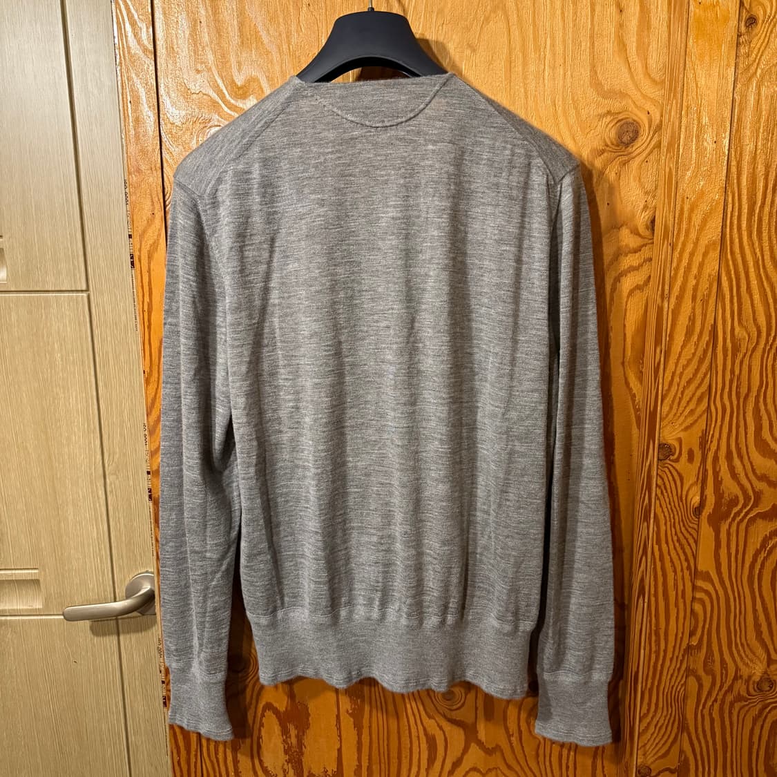 톰포드 캐시미어 100% 헨리넥 니트 셔츠 판매 합니다. 상품이미지8