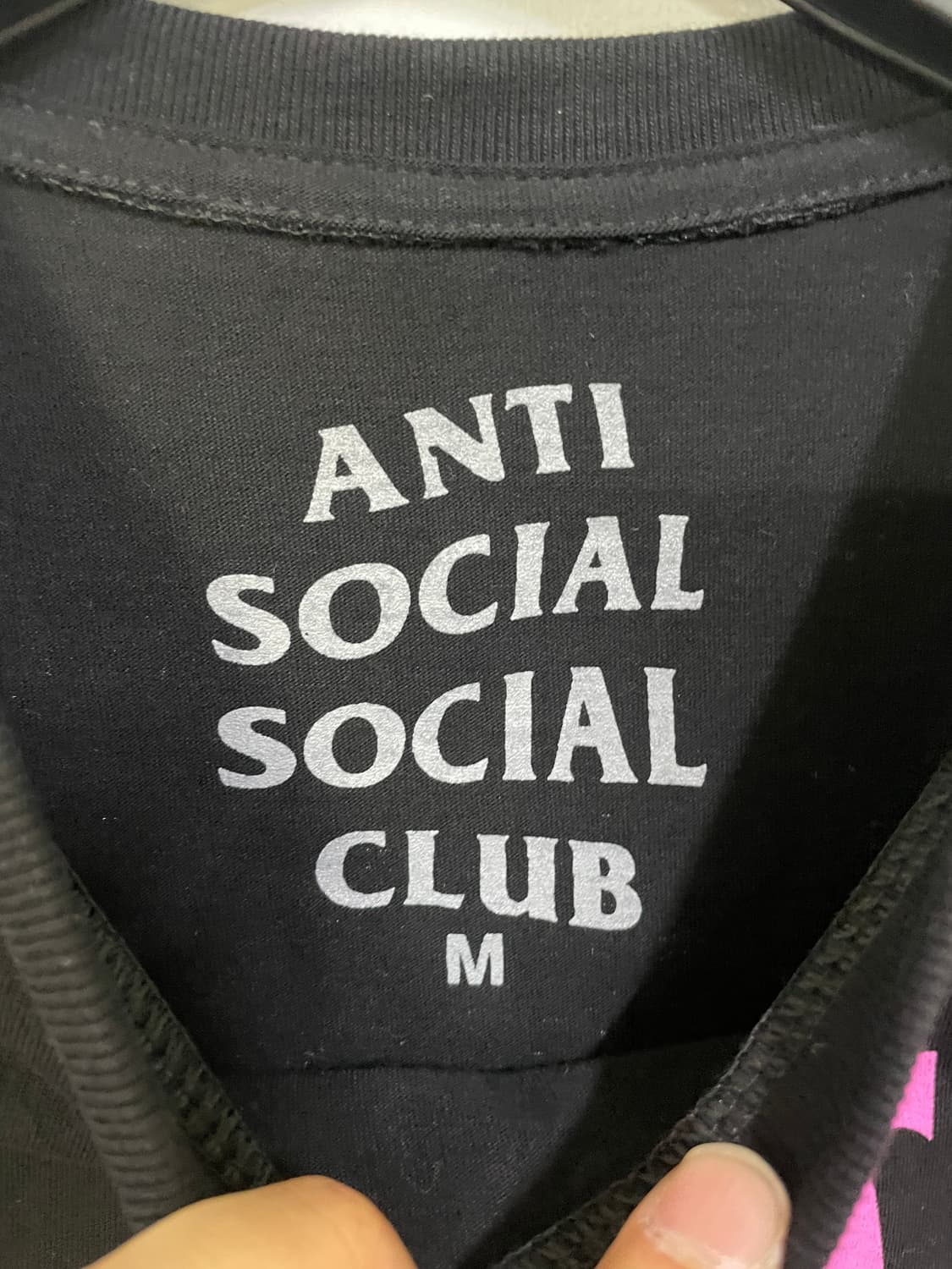 안티소셜클럽 심슨 콜라보 반팔티 블랙 상품이미지5