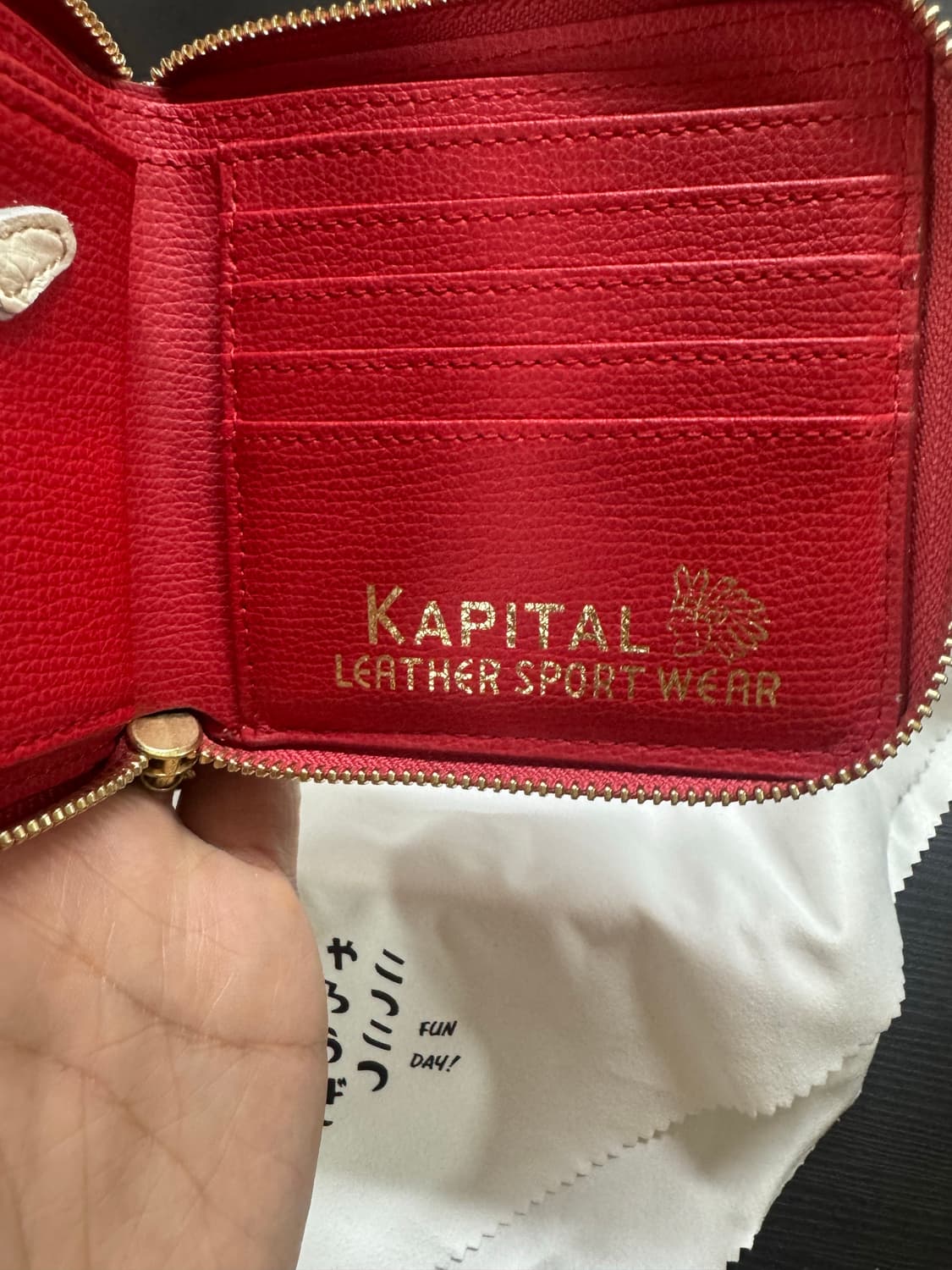 Kapital 캐피탈 떰즈 업 본 핸드 집 월렛 지갑 레드 상품이미지3