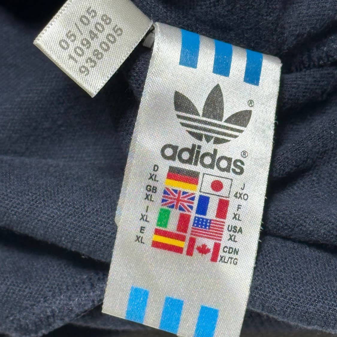 Adidas X 디즈니 구피 콜라보 네이비 트랙탑 져지 상품이미지4