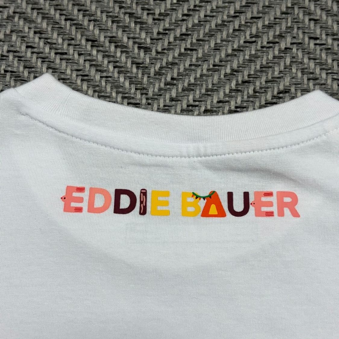 에디바우어 그래픽 티셔츠 v3149 상품이미지6