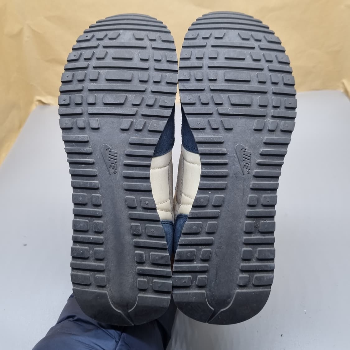 나이키 에어볼텍스 네이비 운동화250  상품이미지3