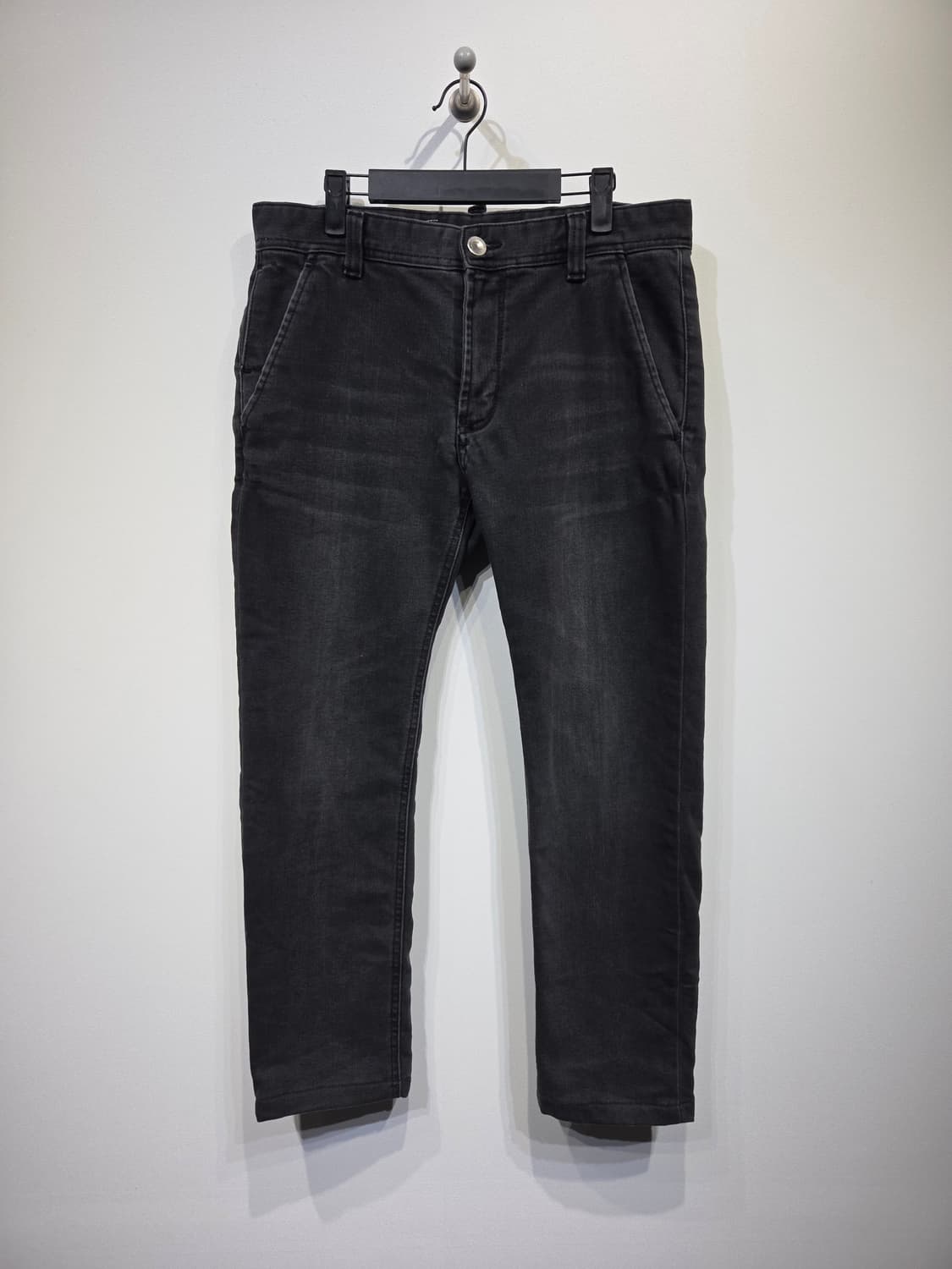 시리즈(series;) 힙스터 핏 블랙 워싱 데님 팬츠 상품이미지2